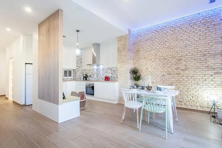 New Apartment 4 Pax Front Central Station Wifi-1