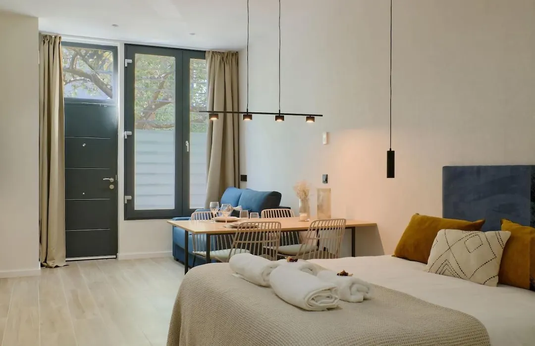Oceanografic Romantic Apartment N6 Virkin Suites-1