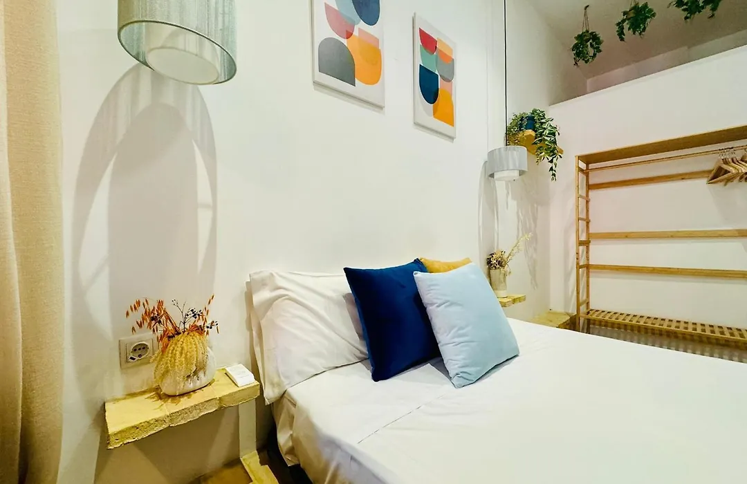 Relaxing Beachside Cabanyal Loft-1