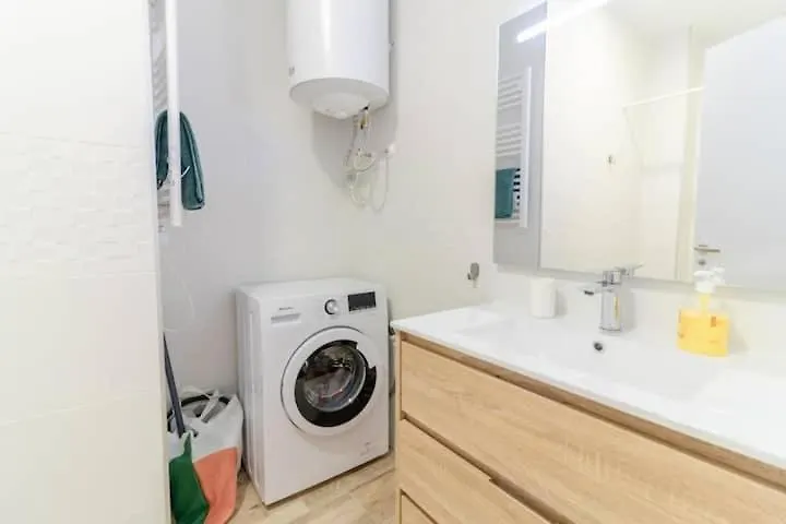 Super Apto 2habitaciones dobles 4 pax wifi terraza-1