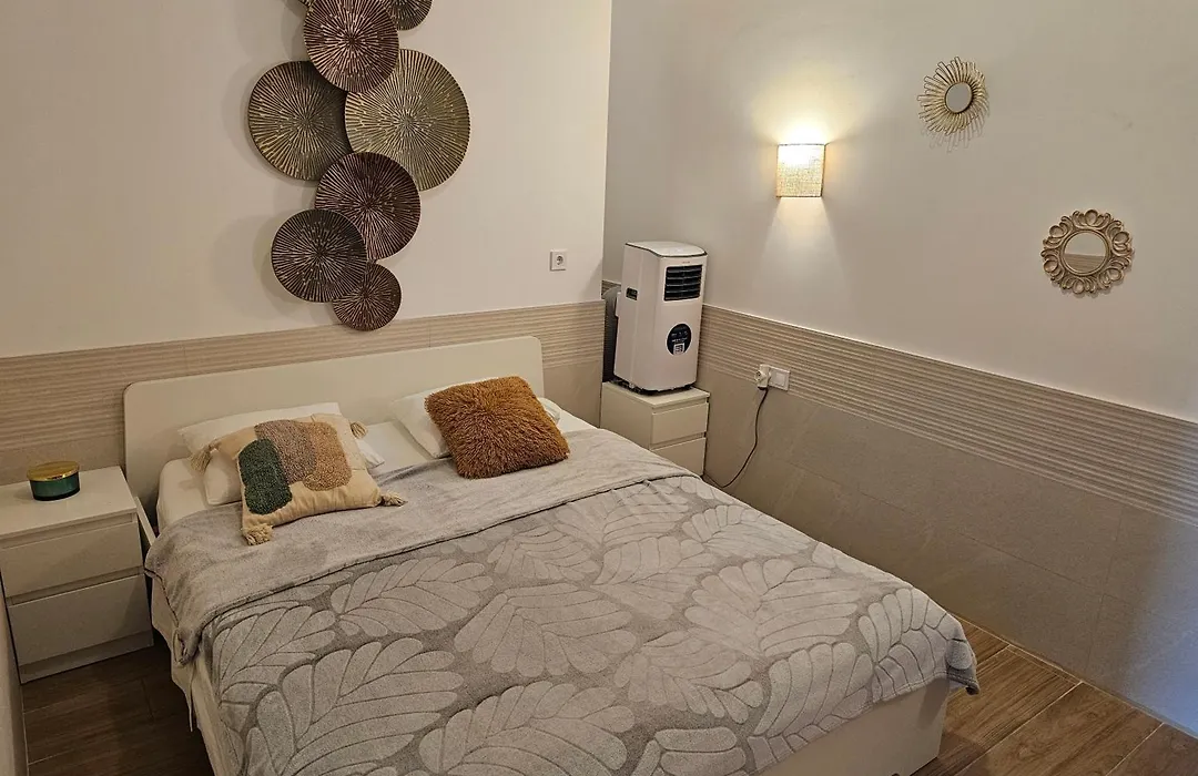 Las Artes Hlius Luxury Apartments-1