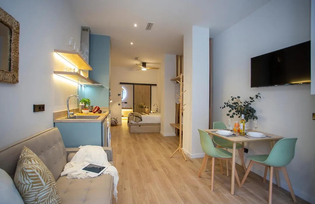Nomad Haux Mestalla Apartments-1