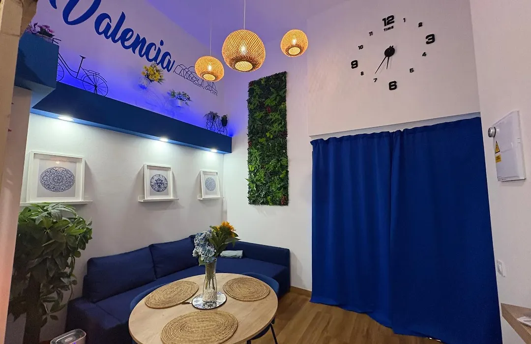 Studio 1 Port Valencia-1