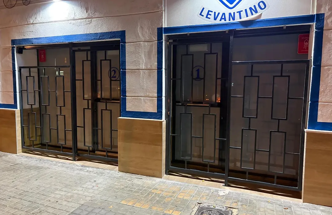 Studio 2 Port Valencia-1