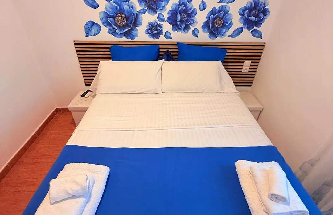 Habitaciones estudios con cocina y baño privado de temporada Instancias largas Long Stay desde 11 noches-1