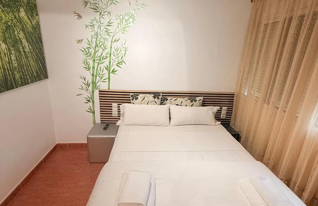 Habitaciones Estudios Con Cocina Y Bano Privado De Temporada Instancias Largas Long Stay Desde 11 Noches-1