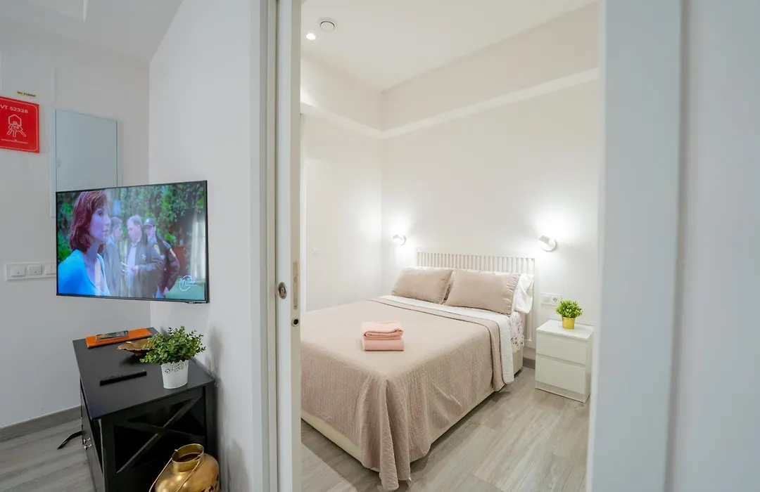 Mimi'S Apartment In En Corts-1