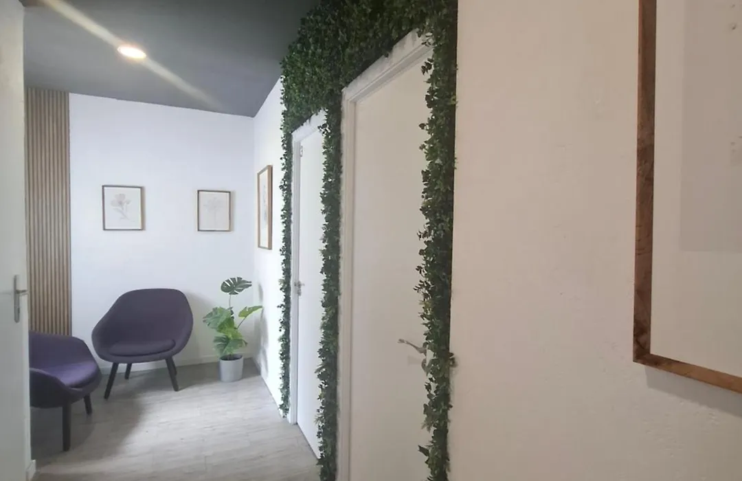 Pequeno Alojamiento Con Mini Piscina - No Climatizada-1
