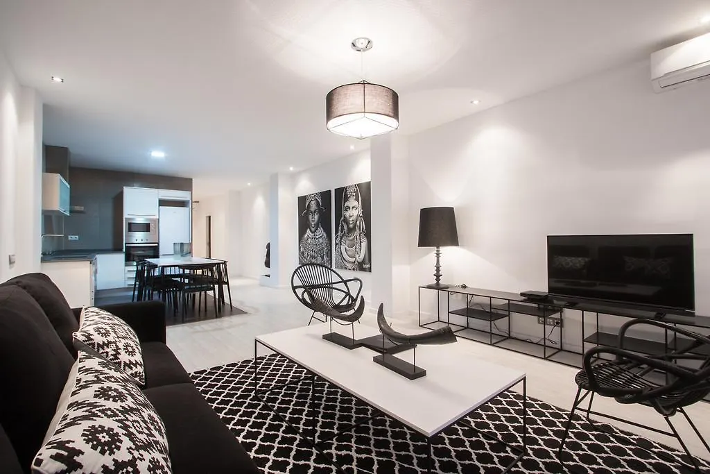 Valencia Luxury - Boutique Center-1