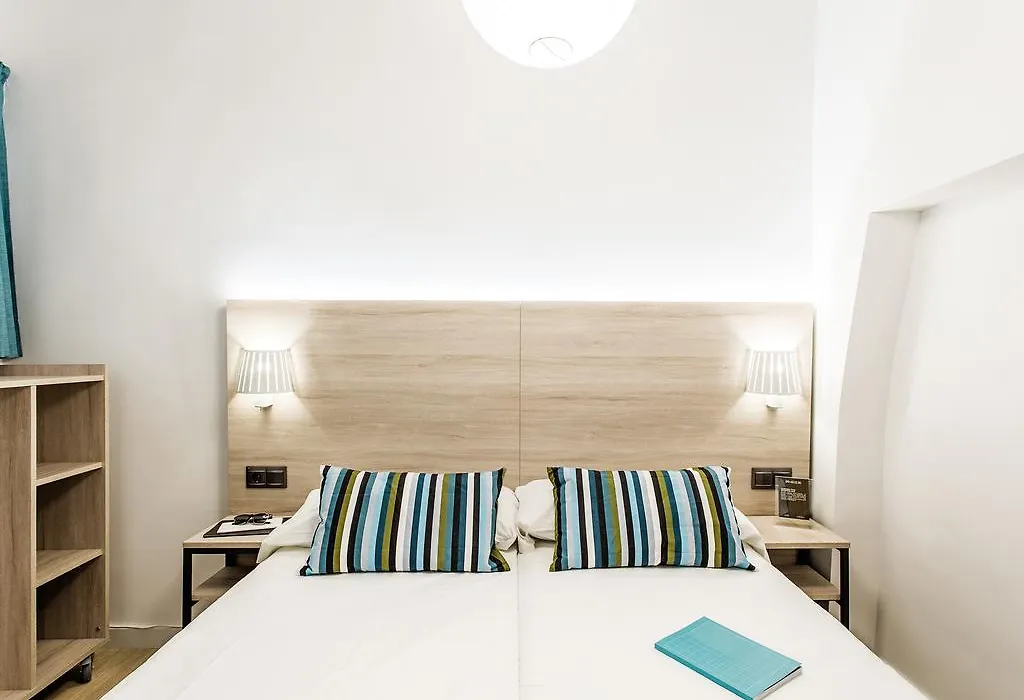 Unik. Apartments Valencia-1
