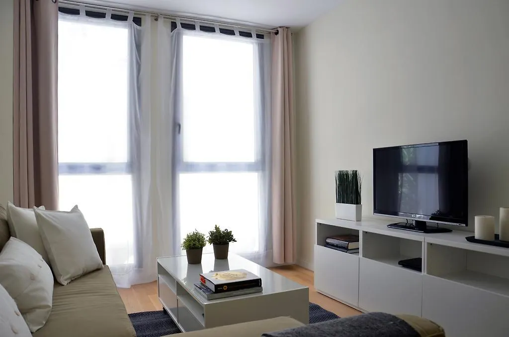 Singularstays Comedias-1
