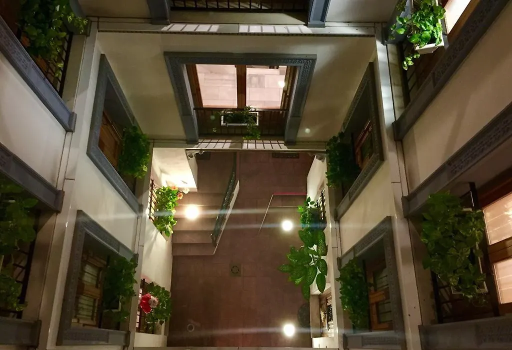 Apartamentos Edificio Palomar-1
