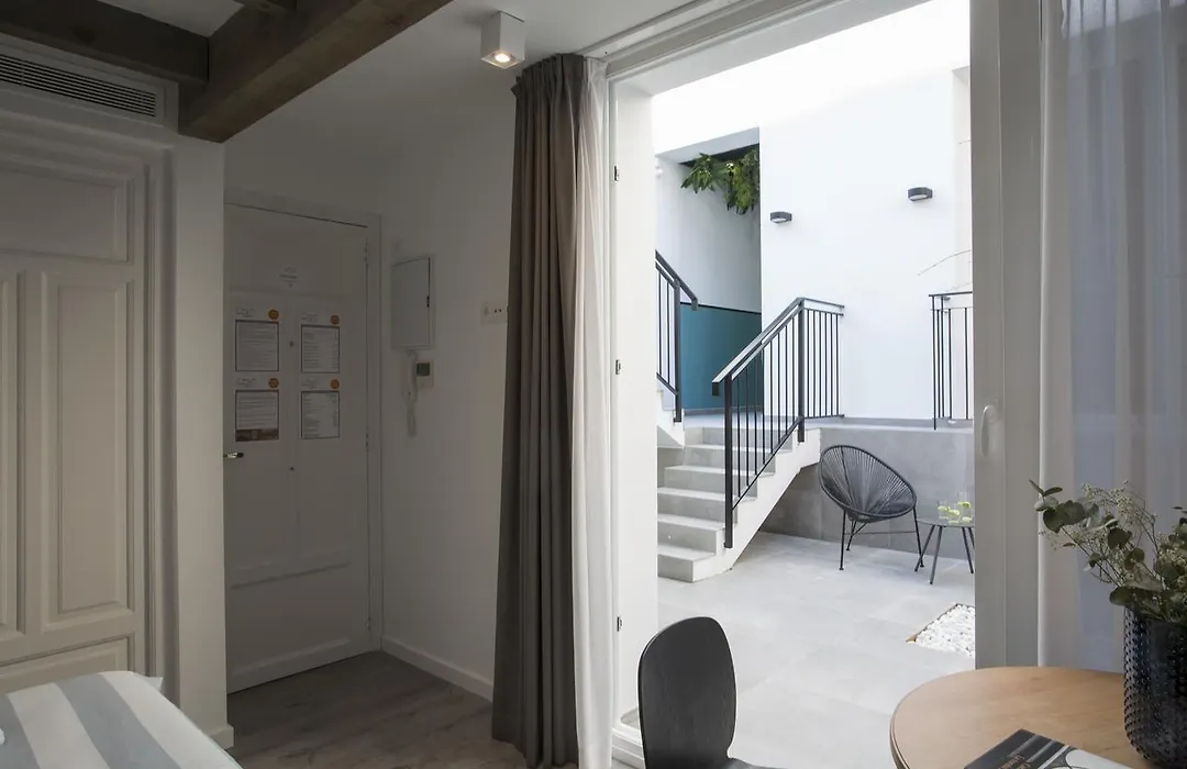 Singularstays Parque Central-1