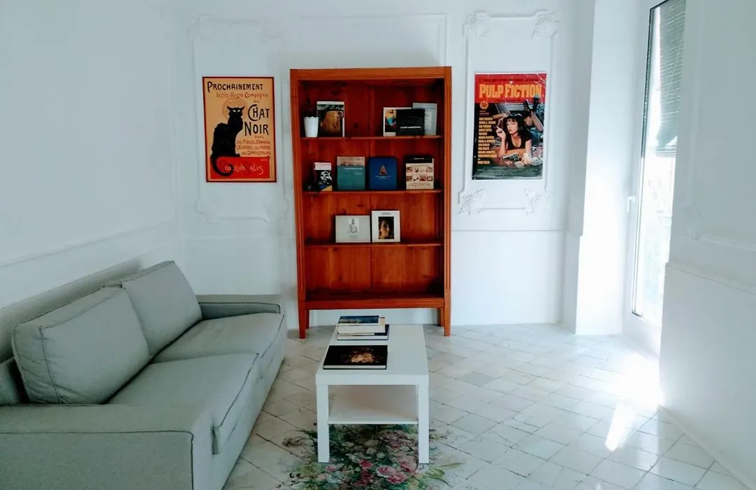 Valencian Dreams Lonja Non-Touristy Apartament-1