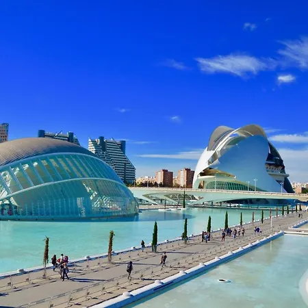 Tranquilo Y Acogedor En El Centro De La Ciudad-2