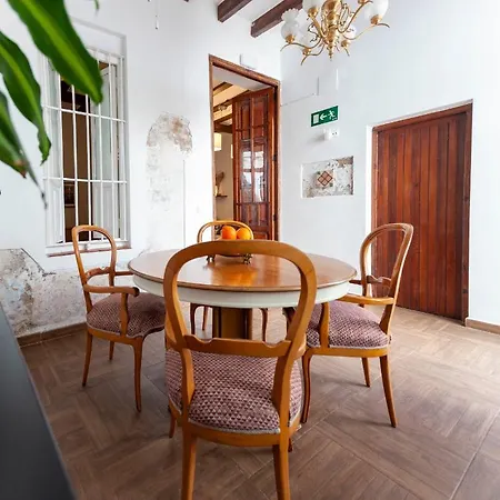 Family Artpartment-2