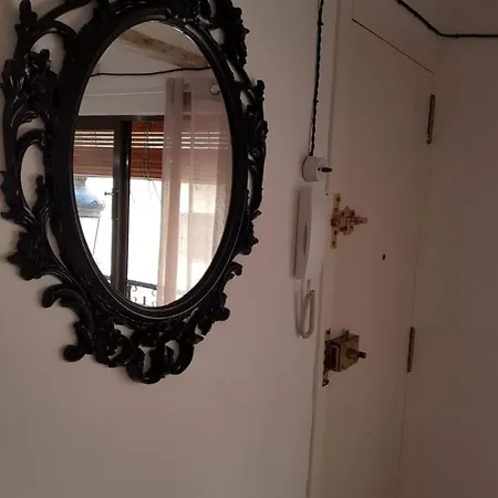 Cosy Studio At The Cathedral With Wifi-2