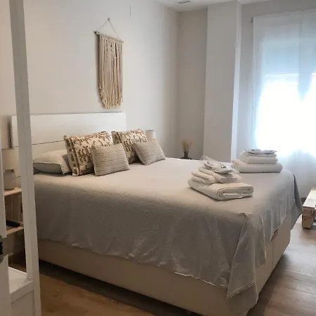 Apartamento equipado playa Valencia OnesDeMar-2