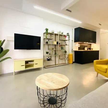 Tarongers, Lovely Flat In The Center-3