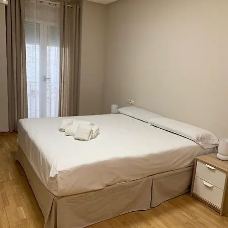 Plaza Ayuntamiento Apartment-2