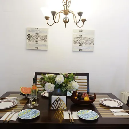 ☆The Peaceful Valencia Homestay☆ W/ Terrace⌘Parking⌘Bbq-2