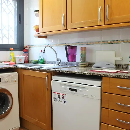 ☆The Peaceful Valencia Homestay☆ W/ Terrace⌘Parking⌘Bbq-2
