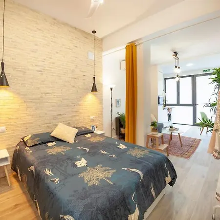 Ra - Stylish City Loft - Walk To The Best Of Valencia-3