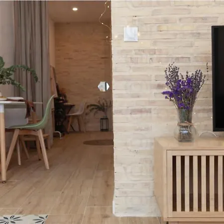 Rb - Urban Loft Retreat, Comfort & Good Location-3