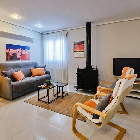 Penthouse Inlakesh By Azahar Stay-2