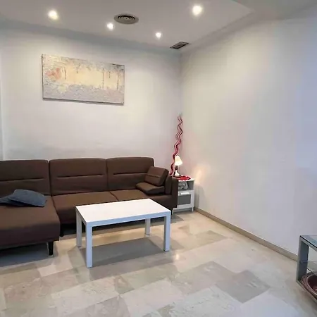 Sweet Apartment In Perfect Central Location-3