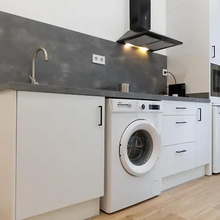 Nuevo loft en playa y cerca del centro, AC y Wifi-3