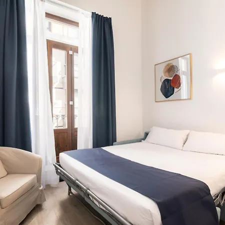Moontels Plaza De Vannes-2