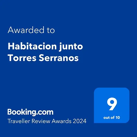Habitacion Junto Torres Serranos-2