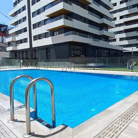 Espectacular Loft Piscina y Terraza - Roig Arena - Las Ciencias - Ruzafa - Valencia Centro-2