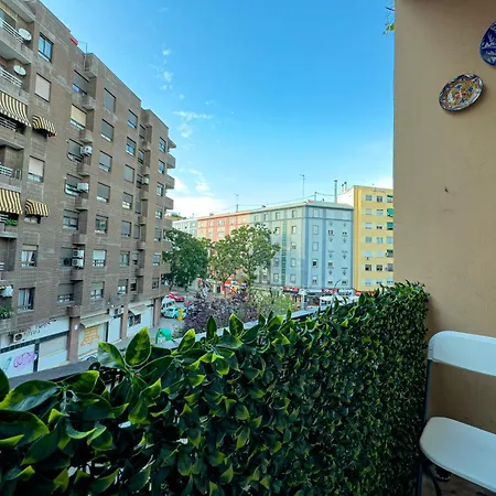 Rooms In Valencia Great Location In Shared Apartment-3