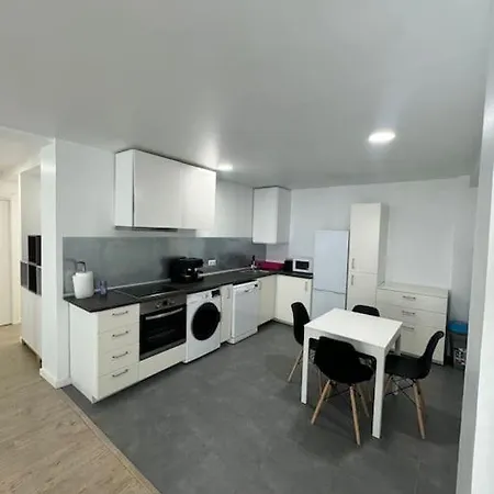 Apartamento Urbano muy bien conectado-2