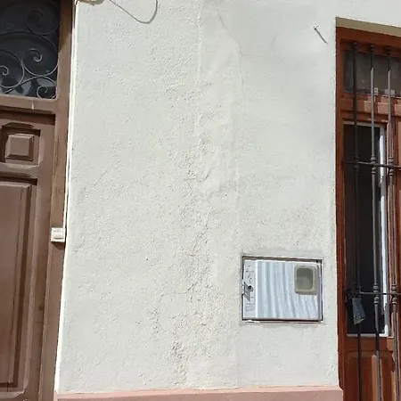 Family Century House With Terrace And Parking-2