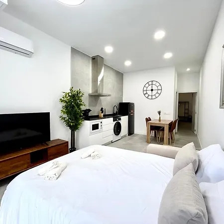 Valencia Urban Escape Comfort Meets Luxury, 4 Ppl-3