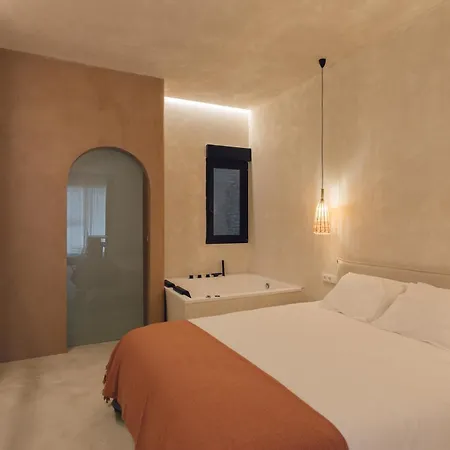 Oasis Suites Ruzafa-3