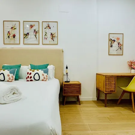 Loft 2 - Space & Conform Close To Center-2