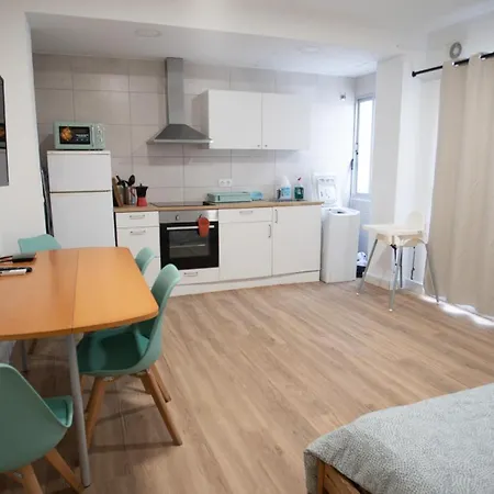 Cheapest Valencia Beach & City Center Equidistant-2