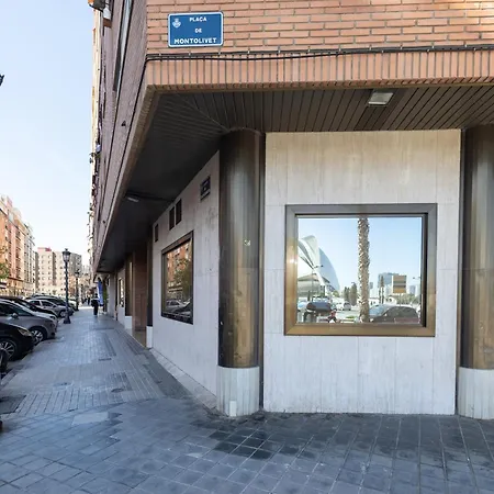 Les Arts Plaza By Concept Flats-2