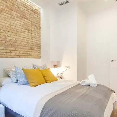New Apartment 4 Pax Front Central Station Wifi-3
