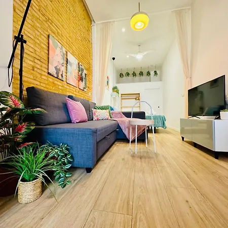 Relaxing Beachside Cabanyal Loft-3