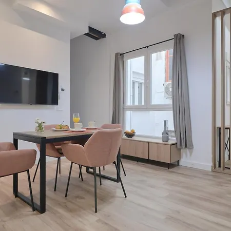 Ciutat Vella Modern Apartments-3