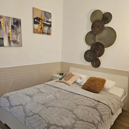 Las Artes Hlius Luxury Apartments-3