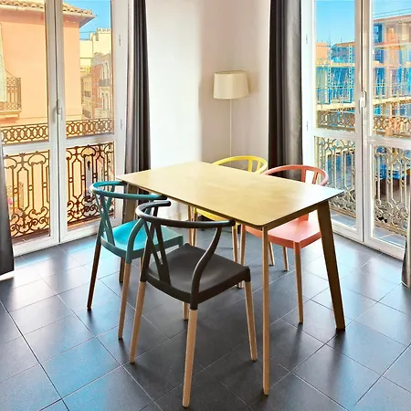 Flats Friends Torres Quart-3