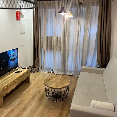Apartamento Acogedor Frente A Plaza Del Cedro-2