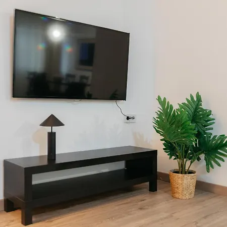 Your Sunny&Spacious Portview Home-3