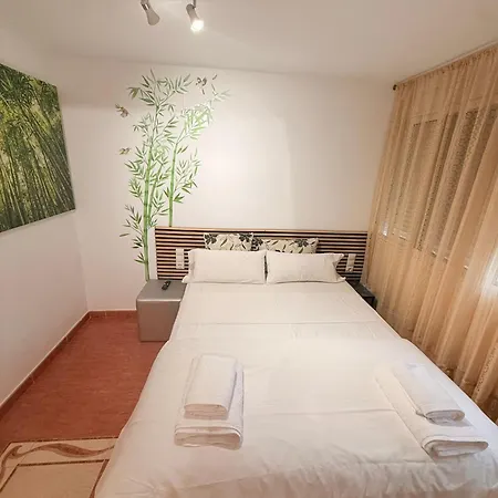 Habitaciones Estudios Con Cocina Y Bano Privado De Temporada Instancias Largas Long Stay Desde 11 Noches-3